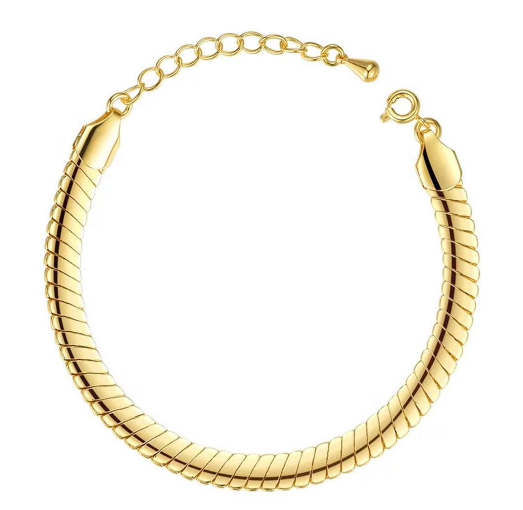 Snake chain gold bracelet