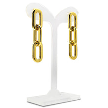 Load image into Gallery viewer, Gianna Oval Link Earrings in gold