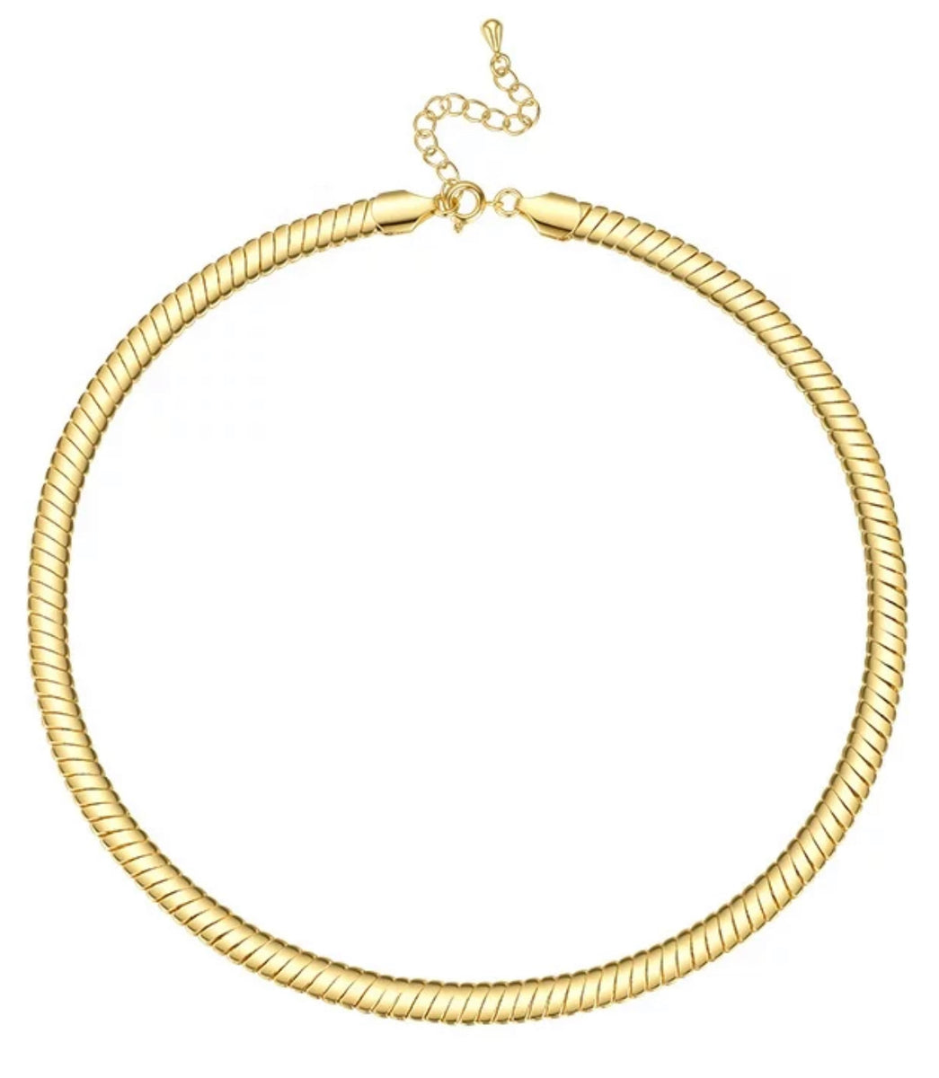 Snake chain 18 karat gold necklace