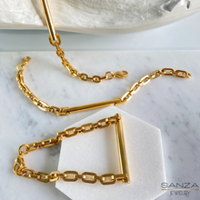 Load image into Gallery viewer, Celeste Oval Link Bar Bracelet in gold