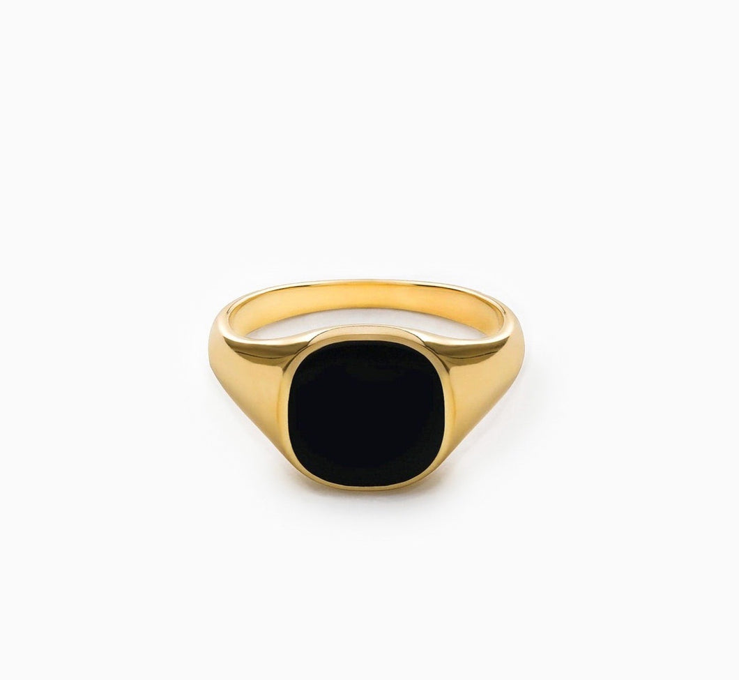 Zuri Signet Ring with Onyx Enamel